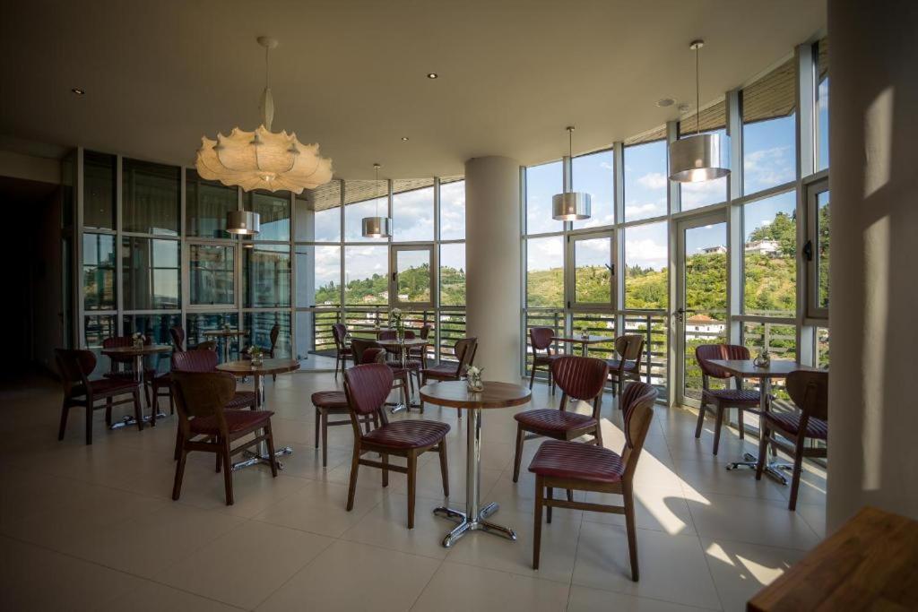 Sky Hotel Shkoder Exterior photo
